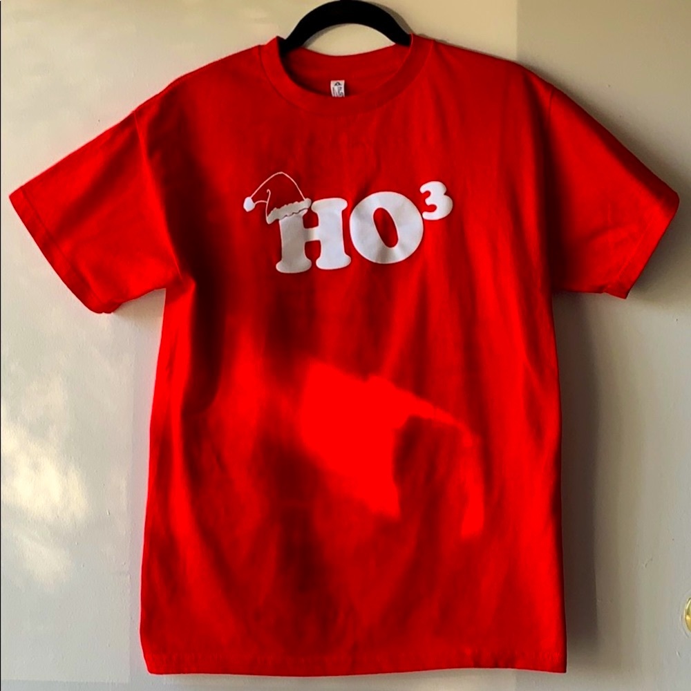 HO3 = Ho Ho Ho Holiday Tee Medium